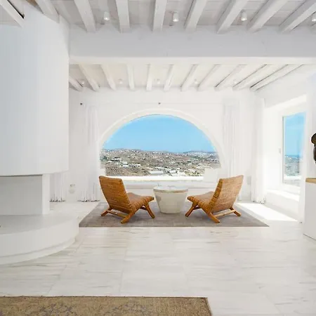 Nafsithoi, Agios Lazaros Villa Platísz Jalósz