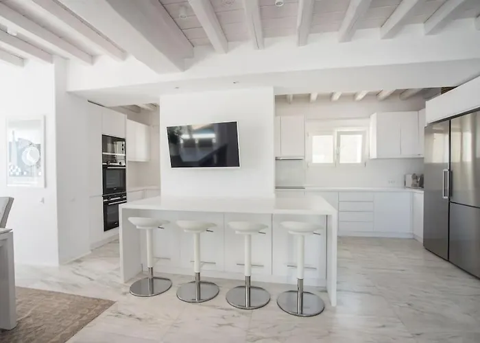 فيلة Nafsithoi, Agios Lazaros *