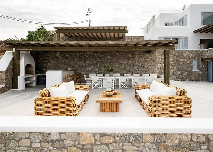 فيلة Nafsithoi, Agios Lazaros